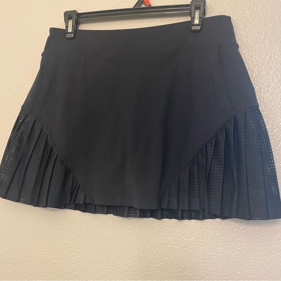 Under Armour Links Knit Mesh Mid-Rise Golf Skort skirt jersey pleated black M - Picture 4 of 8